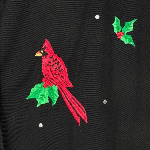 Vtg Black Denim Festive Holiday Holly Shirt Embroidered Red Cardinals, Mistletoe - Picture 4 of 16